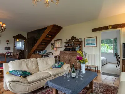Coin salon dans l'établissement Holiday Home Ker Svea by Interhome