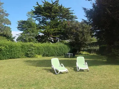 Jardin de l'établissement Holiday Home Les Sapins by Interhome