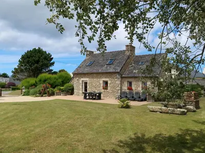 Jardin de l'établissement Holiday Home Ty Coz by Interhome
