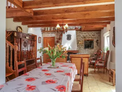 Coin salon dans l'établissement Holiday Home Ty Coz by Interhome