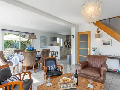 Coin salon dans l'établissement Holiday Home Ker Simor Ty Mer by Interhome