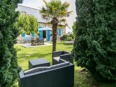 Jardin de l'établissement Holiday Home Bleue by Interhome