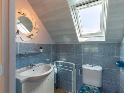 Salle de bains dans l'établissement Holiday Home Ty Channed by Interhome