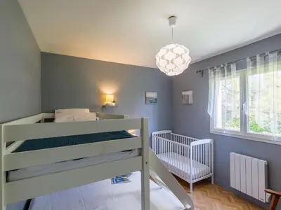 Un ou plusieurs lits dans un hébergement de l'établissement Holiday Home Ker Jean by Interhome