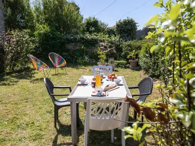 Jardin de l'établissement Holiday Home La Grande Roche by Interhome