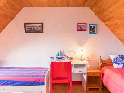 Un ou plusieurs lits dans un hébergement de l'établissement Holiday Home Ty Glaz by Interhome