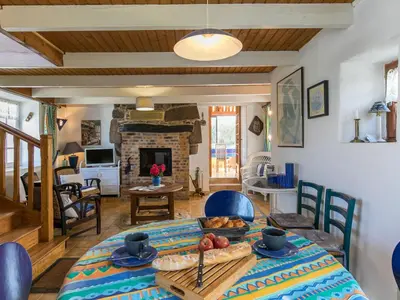 Coin salon dans l'établissement Holiday Home Ty Glaz by Interhome