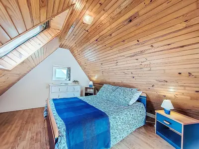 Coin salon dans l'établissement Holiday Home Pors Bae by Interhome