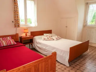 Un ou plusieurs lits dans un hébergement de l'établissement Holiday Home Les Genêts by Interhome