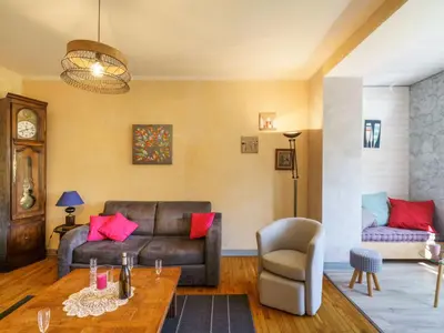 Coin salon dans l'établissement Holiday Home Ty Martelod by Interhome