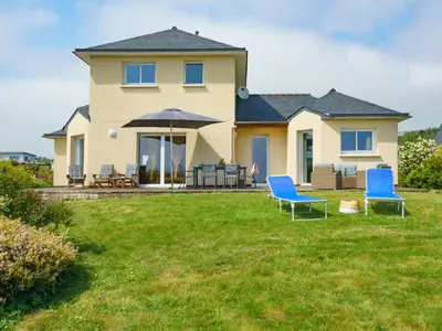Jardin de l'établissement Holiday Home Cassiopée by Interhome