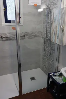 Salle de bains dans l'établissement Maison de vacances au bord de la plage
