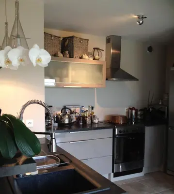 Cuisine ou kitchenette dans l'établissement Le Clos Pen Kear