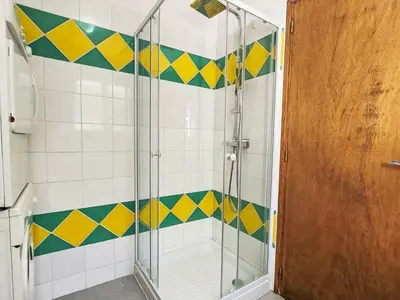 Salle de bains dans l'établissement Holiday Home Pors Ar Goff by Interhome