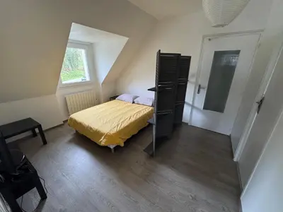 Un ou plusieurs lits dans un hébergement de l'établissement Maison de la Roche du Feu jusqu'à 12 personnes