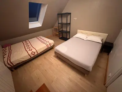 Un ou plusieurs lits dans un hébergement de l'établissement Maison de la Roche du Feu jusqu'à 12 personnes