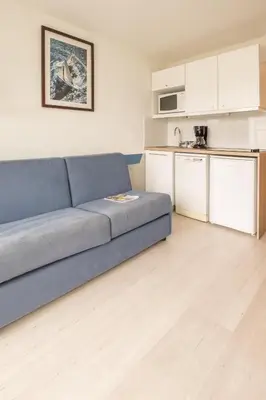 Cuisine ou kitchenette dans l'établissement Résidence Pierre & Vacances la Corniche de la Plage