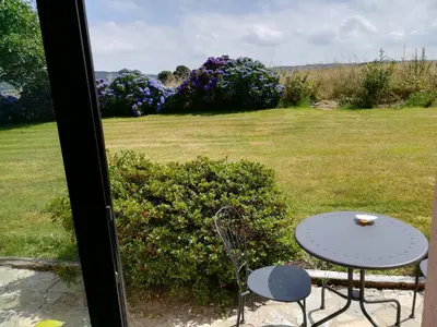Jardin de l'établissement Chez Herveline Le Fer - Chambres et table d'hôtes