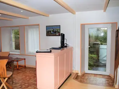 Plan de l'établissement Maison bretonne avec cour fleurie, WIFI et vélos à 1,4 km des plages à Trébeurden - FR-1-368-71