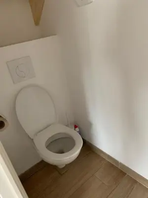 Salle de bains dans l'établissement Maison Jardin De La Baie - Parking - Jardin Clos - Douarnenez
