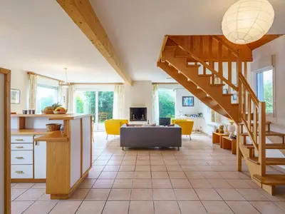 Télévision ou salle de divertissement dans l'établissement Holiday Home maison bleue by Interhome