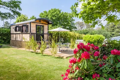 Jardin de l'établissement Roul'hôte du bout du monde