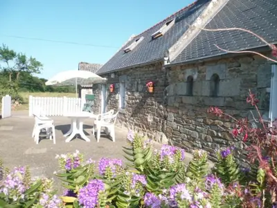 Jardin de l'établissement P'ty gîte de Bréharadec