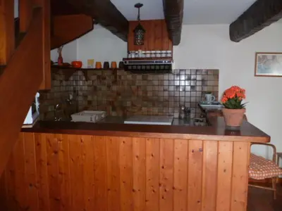 Cuisine ou kitchenette dans l'établissement P'ty gîte de Bréharadec