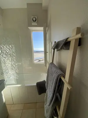 Salle de bains dans l'établissement L améthystes