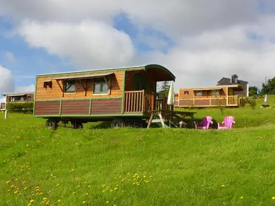Jardin de l'établissement Les Roulottes des Korrigans