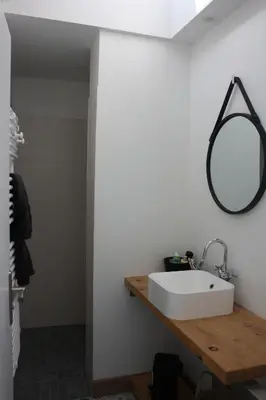 Salle de bains dans l'établissement Maison de Poul Briel