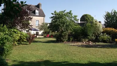 Jardin de l'établissement Maison Jonela