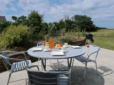 Jardin de l'établissement Chalet L'Atelier by Interhome