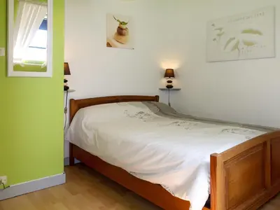Un ou plusieurs lits dans un hébergement de l'établissement Apartment Ty Ménez by Interhome