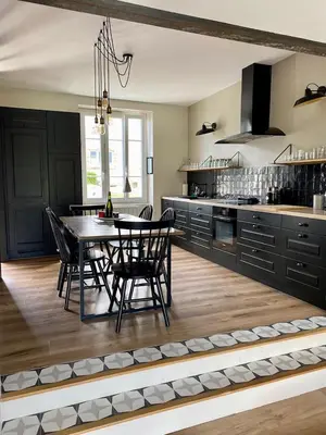 Cuisine ou kitchenette dans l'établissement BENODET - Maison plage à pied - 4 chambres