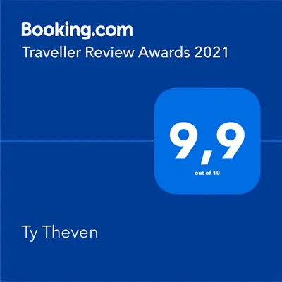 Certificat, récompense, panneau ou autre document affiché dans l'établissement Ty Theven