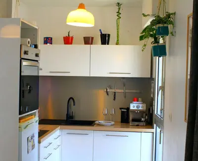 Cuisine ou kitchenette dans l'établissement Grand Studio Vue Mer