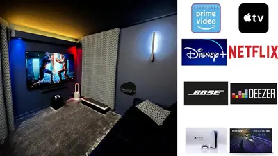 Télévision ou salle de divertissement dans l'établissement L' Évéa Rooftop