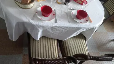 Restaurant ou autre lieu de restauration dans l'établissement Chambre centre Pleyber-Christ