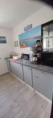 Cuisine ou kitchenette dans l'établissement Letard Murielle