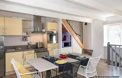 Cuisine ou kitchenette dans l'établissement Le Gîte du Port