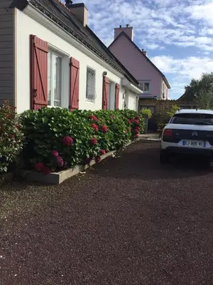 Jardin de l'établissement CHAMBRES D'HÔTES LOPERHET