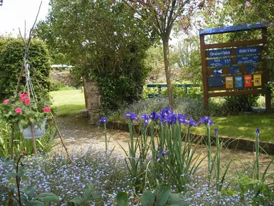 Jardin de l'établissement Les chambres d'hotes du cosquer
