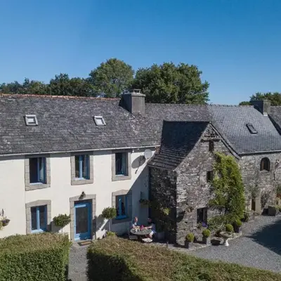 Priory at Kergudon Gîtes