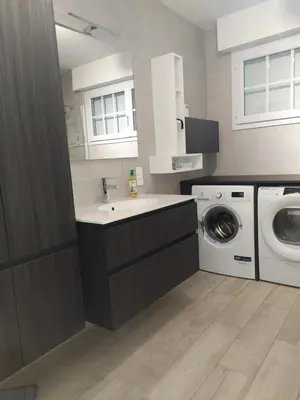 Cuisine ou kitchenette dans l'établissement Maison classée 3 étoiles, grand jardin clos au calme Proche centre ville, 10 min des plages