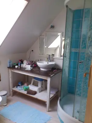 Salle de bains dans l'établissement LE PETIT COIN DE PARADIS