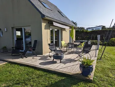 Jardin de l'établissement Plouguerneau - maison à 200 m de la mer