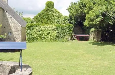 Jardin de l'établissement Les Pieds dans l'Herbe