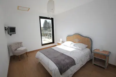 Un ou plusieurs lits dans un hébergement de l'établissement Contemporary Villa of Kerseal