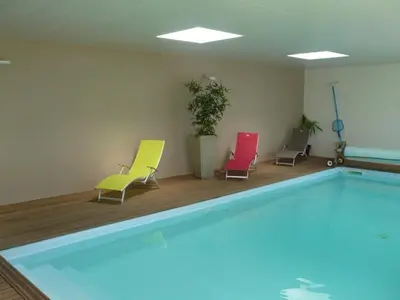 Piscine de l'établissement La baie ou située à proximité